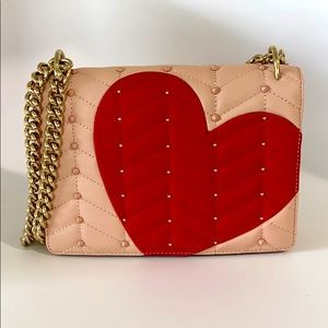 Kate Spade heart it macri